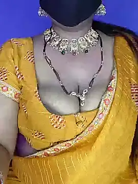 Snapshot of Miss_roohi chatting on 06.06.26 Miss roohi online show from 06.06.26
