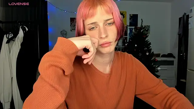 sweet peach    online show from 04.14.26