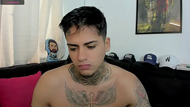 sweetlatinoboy online show from 04.20.26