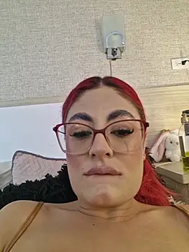Scarlet Evanss  online show from 07.01.26