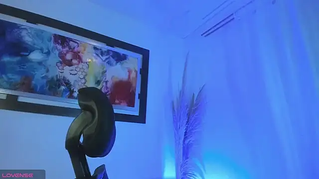 Ravyn Rouge online show from 04.08.26