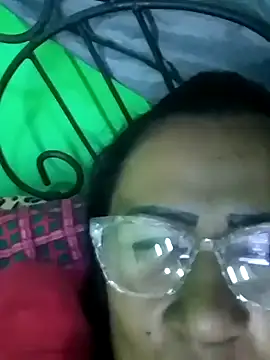 Snapshot of juliataylorhot chatting on 04.15.26 juliataylorhot online show from 04.15.26