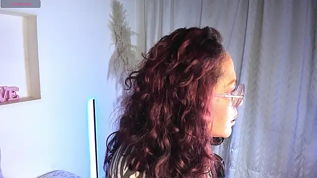 Snapshot of Mariia_Paulaa chatting on 05.23.26 Mariia Paulaa online show from 05.23.26