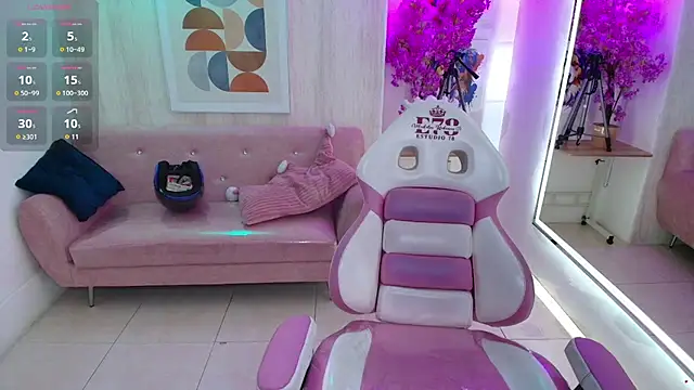 Snapshot of Kitty__meow chatting on 07.16.26 Kitty meow online show from 07.16.26