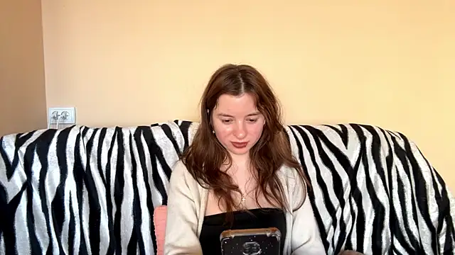 Snapshot of marianogla chatting on 03.20.26 marianogla online show from 03.20.26