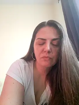 Snapshot of Arya_Malone chatting on 07.27.26 Arya Malone online show from 07.27.26