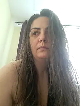 Snapshot of Arya_Malone chatting on 07.28.26 Arya Malone online show from 07.28.26