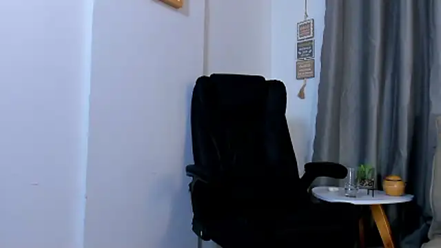Snapshot of Steban_silv chatting on 05.15.26 Steban silv online show from 05.15.26