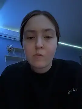 charmingggirl online show from 04.01.26