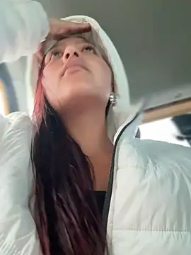 Snapshot of Queen_Scatlett chatting on 03.18.26 Queen Scatlett online show from 03.18.26