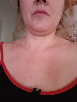 Snapshot of Maria3879 chatting on 06.26.26 Maria3879 online show from 06.26.26