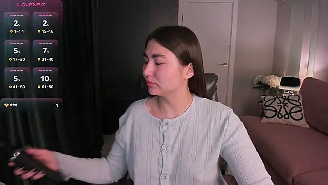 IceIcebabe  online show from 04.18.26