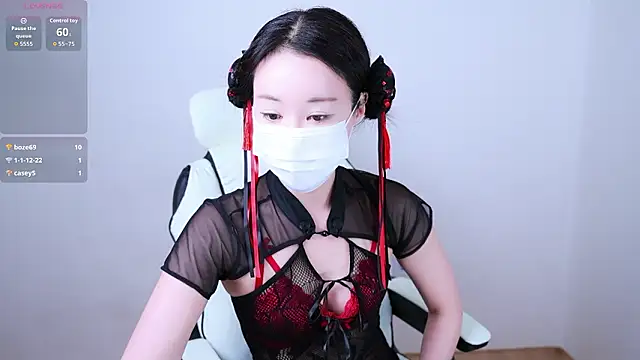 Snapshot of sexyjoy95 chatting on 03.20.26 sexyjoy95 online show from 03.20.26