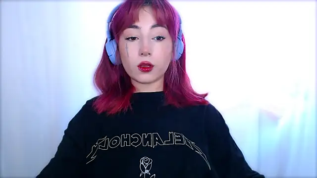 Snapshot of MistressEdith chatting on 04.25.26 MistressEdith online show from 04.25.26