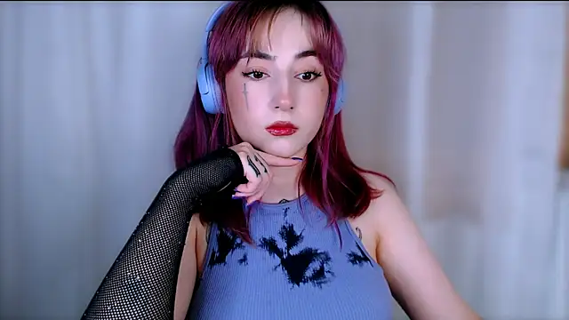 Snapshot of MistressEdith chatting on 05.27.26 MistressEdith online show from 05.27.26
