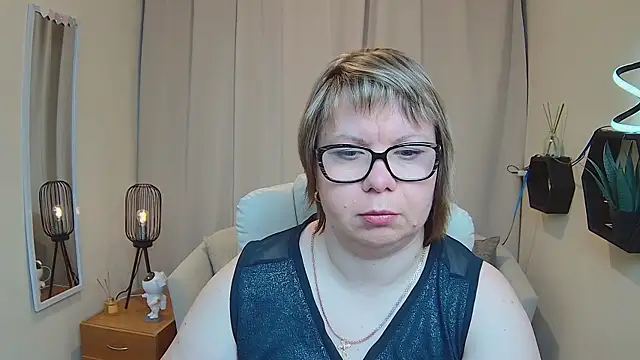 Snapshot of BonnnyBoobsy chatting on 05.16.26 BonnnyBoobsy online show from 05.16.26