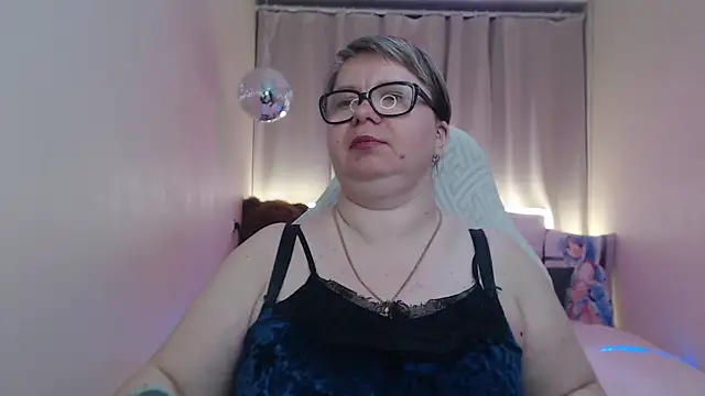 Snapshot of BonnnyBoobsy chatting on 05.26.26 BonnnyBoobsy online show from 05.26.26