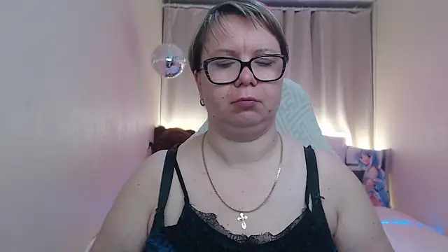 Snapshot of BonnnyBoobsy chatting on 05.27.26 BonnnyBoobsy online show from 05.27.26