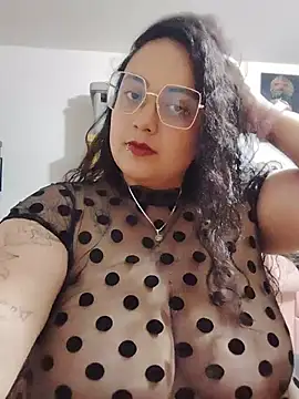 Snapshot of AvaRyd chatting on 05.21.26 AvaRyd online show from 05.21.26