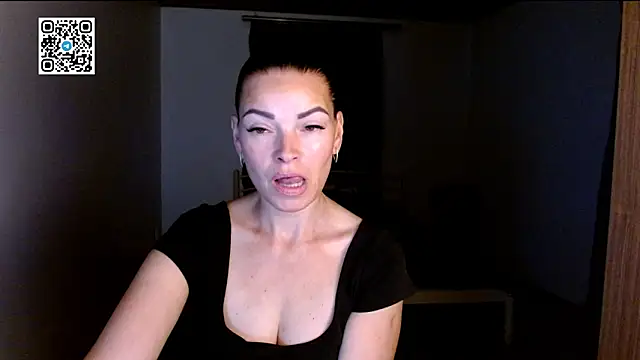 Snapshot of Ivorymuse_ chatting on 05.23.26 Ivorymuse online show from 05.23.26