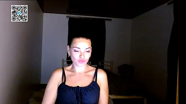 Snapshot of Ivorymuse_ chatting on 06.03.26 Ivorymuse online show from 06.03.26
