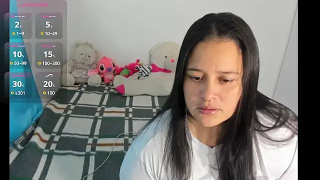 Snapshot of Atenea_19_ chatting on 06.23.26 Atenea 19 online show from 06.23.26