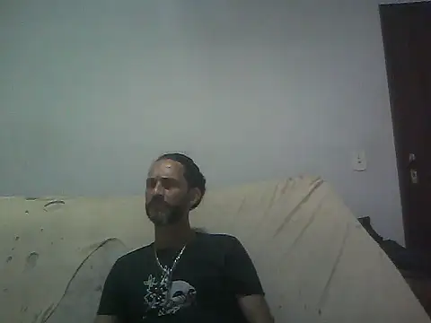 Snapshot of rathmarat chatting on 06.13.26 rathmarat online show from 06.13.26