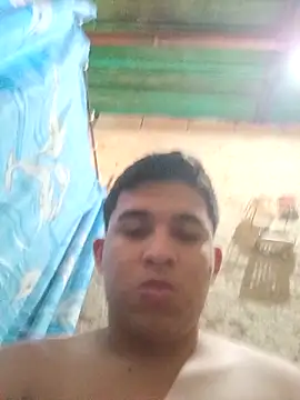 Snapshot of alee28728 chatting on 03.25.26 alee28728 online show from 03.25.26