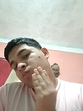 Snapshot of alee28728 chatting on 03.26.26 alee28728 online show from 03.26.26