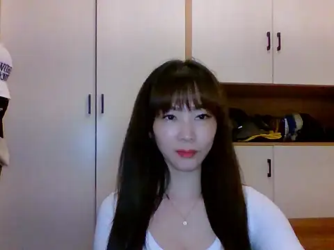 Snapshot of coco-LL chatting on 03.19.26 coco-LL online show from 03.19.26