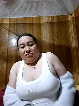 Snapshot of Nin-anna chatting on 03.22.26 Nin-anna online show from 03.22.26