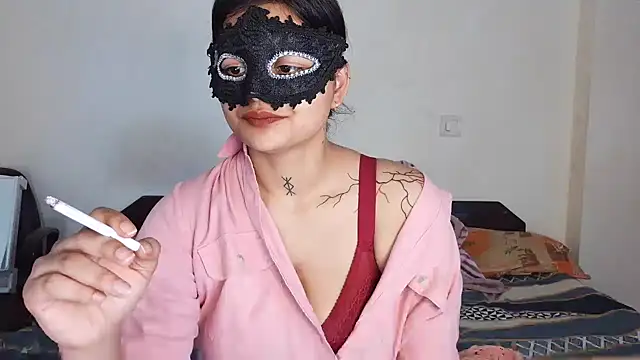 Snapshot of Punjabi_baddie_ chatting on 05.16.26 Punjabi baddie online show from 05.16.26
