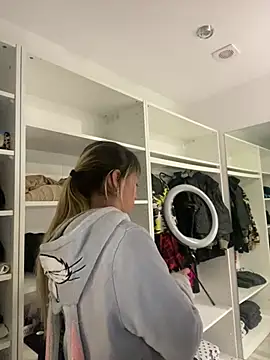 Sexyandtiny online show from 04.01.26