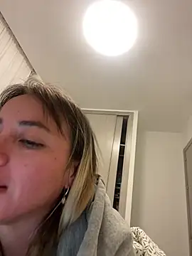 Sexyandtiny online show from 04.15.26