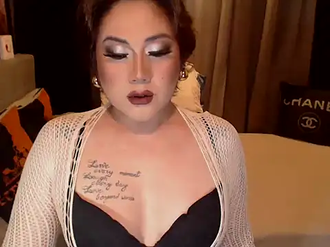 YourMistressAggy online show from 04.17.26