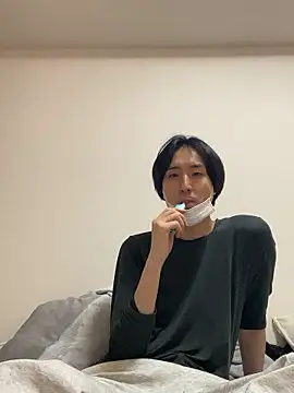 youta200 online show from 06.06.26