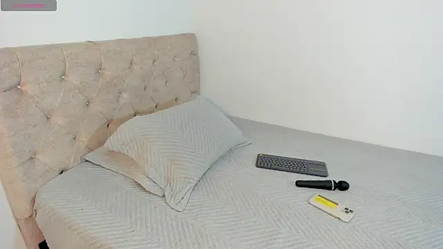 Sofi Martinez1 online show from 04.16.26