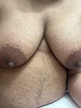 Snapshot of Emiley456 chatting on 03.21.26 Emiley456 online show from 03.21.26