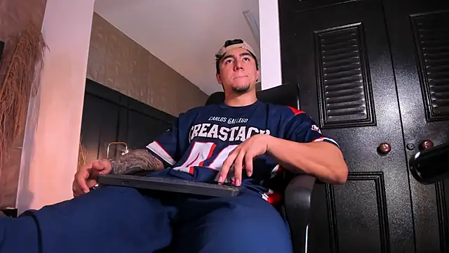 Snapshot of Zane_cruz chatting on 07.26.26 Zane cruz online show from 07.26.26