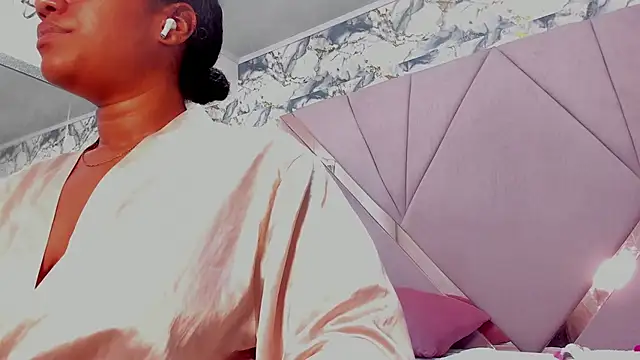 mia rouxx1 online show from 06.09.26
