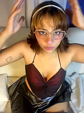 LeylaKnox online show from 03.27.26
