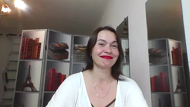 Selena Moo online show from 06.02.26