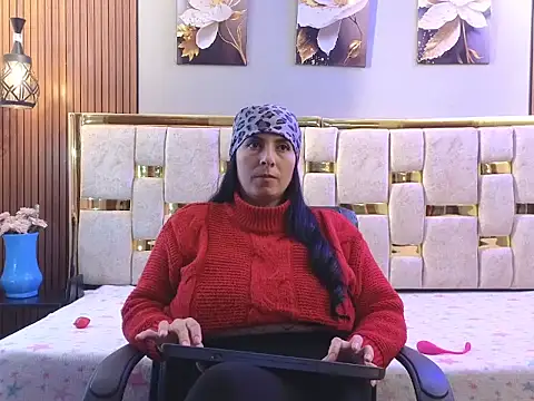 Snapshot of HELLEN_MARK chatting on 05.01.26 HELLEN MARK online show from 05.01.26