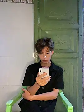 Snapshot of Nguyencuong1999 chatting on 05.18.26 Nguyencuong1999 online show from 05.18.26