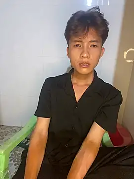 Snapshot of Nguyencuong1999 chatting on 05.24.26 Nguyencuong1999 online show from 05.24.26