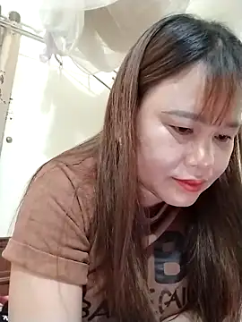 Snapshot of Moubie1 chatting on 03.20.26 Moubie1 online show from 03.20.26