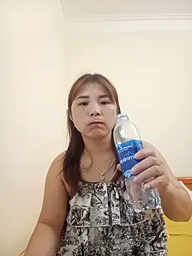 Snapshot of -Bangi- chatting on 05.26.26 -Bangi- online show from 05.26.26