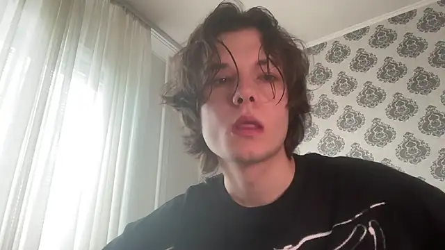 Snapshot of tomasdickpick chatting on 06.14.26 tomasdickpick online show from 06.14.26
