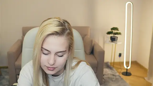 RudyElfenbein online show from 03.25.26