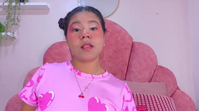 AhslyEvans   online show from 05.02.26